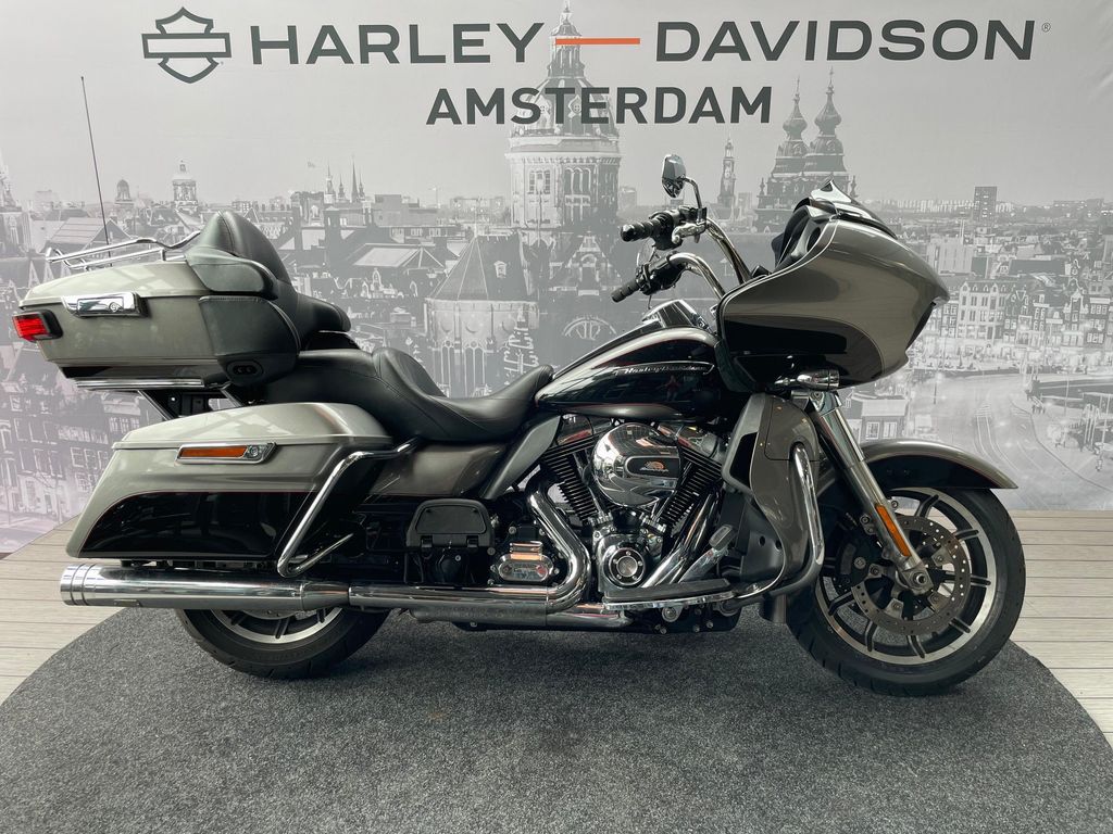  FLTRU Road Glide Ultra