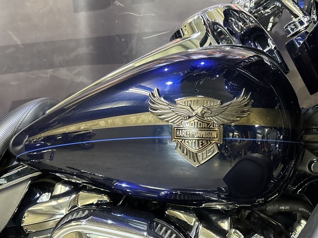 Touring Touring Ultra Limited CVO Anniversary FLHTKSE ANV  Touring Touring Ultra Limited CVO Anniversary FLHTKSE ANV