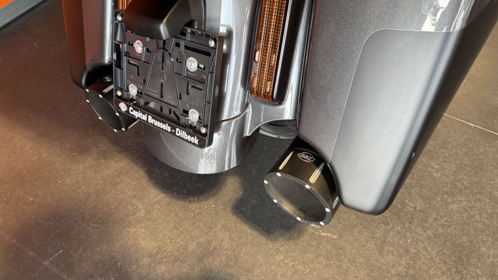 Tour Street Glide CVO  Tour Street Glide CVO