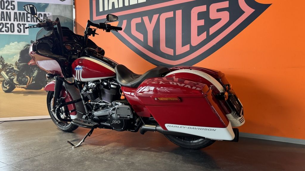 Tour ROAD GLIDE SPECIAL EDITION PATRIOT  Tour ROAD GLIDE SPECIAL EDITION PATRIOT