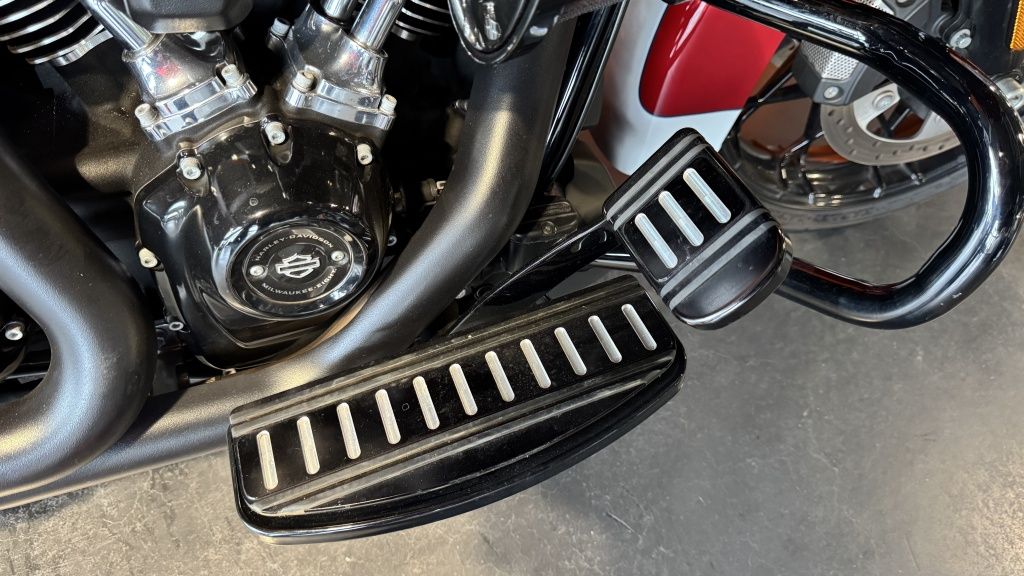 Tour ROAD GLIDE SPECIAL EDITION PATRIOT  Tour ROAD GLIDE SPECIAL EDITION PATRIOT