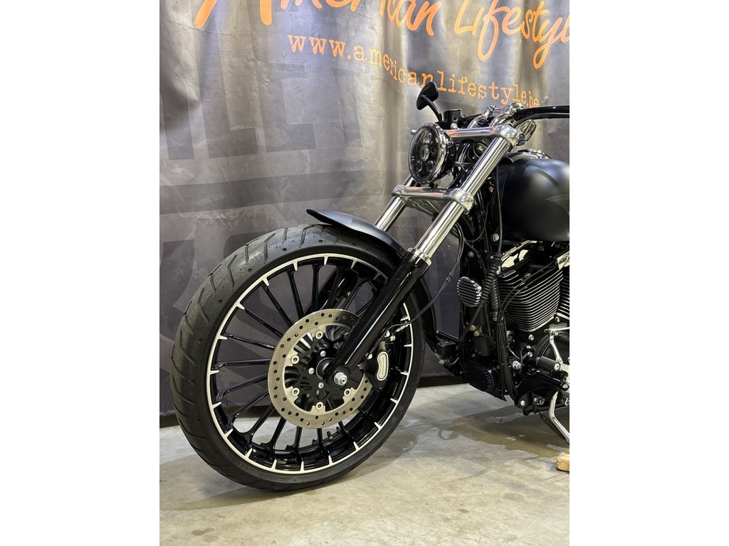 Chopper Softail Break Out FXSB  Chopper Softail Break Out FXSB