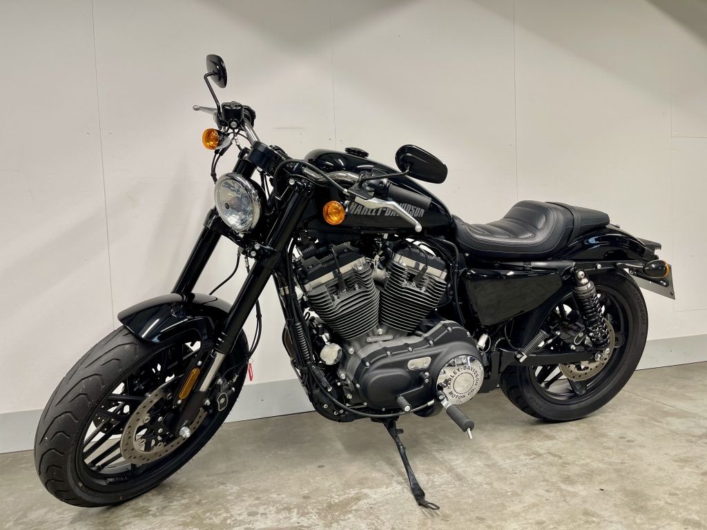 SPORTSTER XL1200CX ROADSTER  SPORTSTER XL1200CX ROADSTER