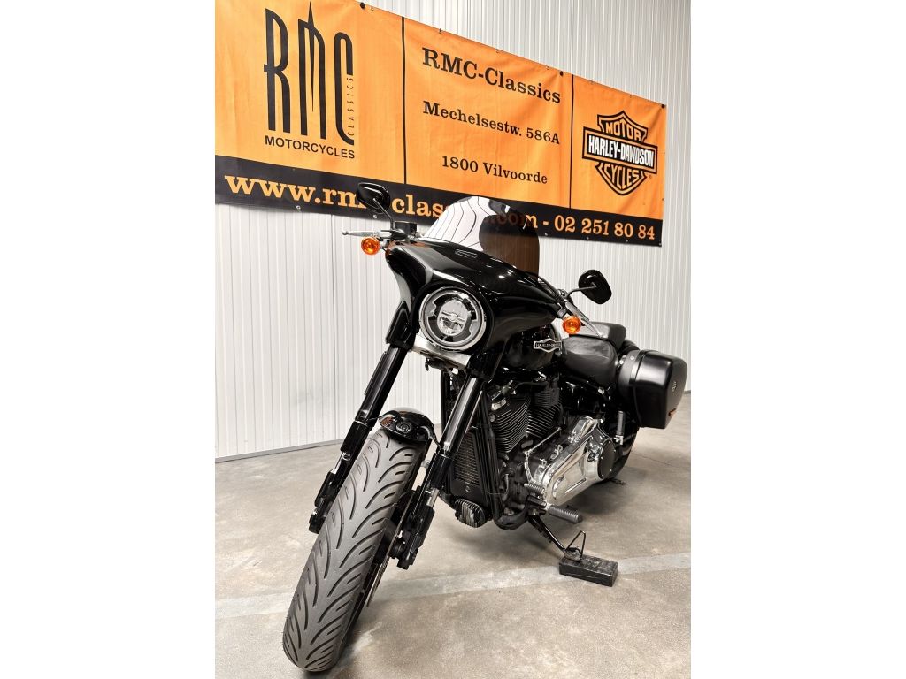 Cruiser Softail Sportglide 107  Cruiser Softail Sportglide 107