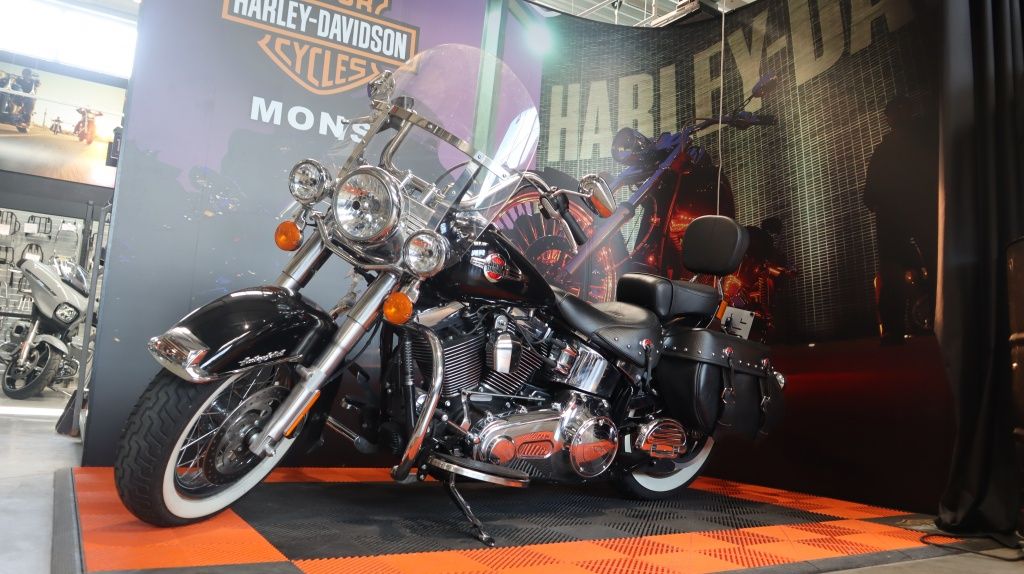  Tour Softail H&eacute;ritage