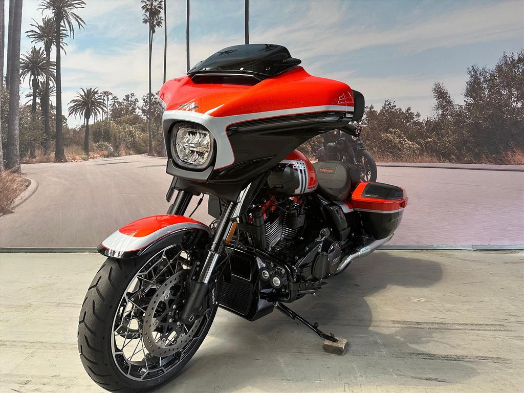 Street Glide CVO 121''  Street Glide CVO 121''