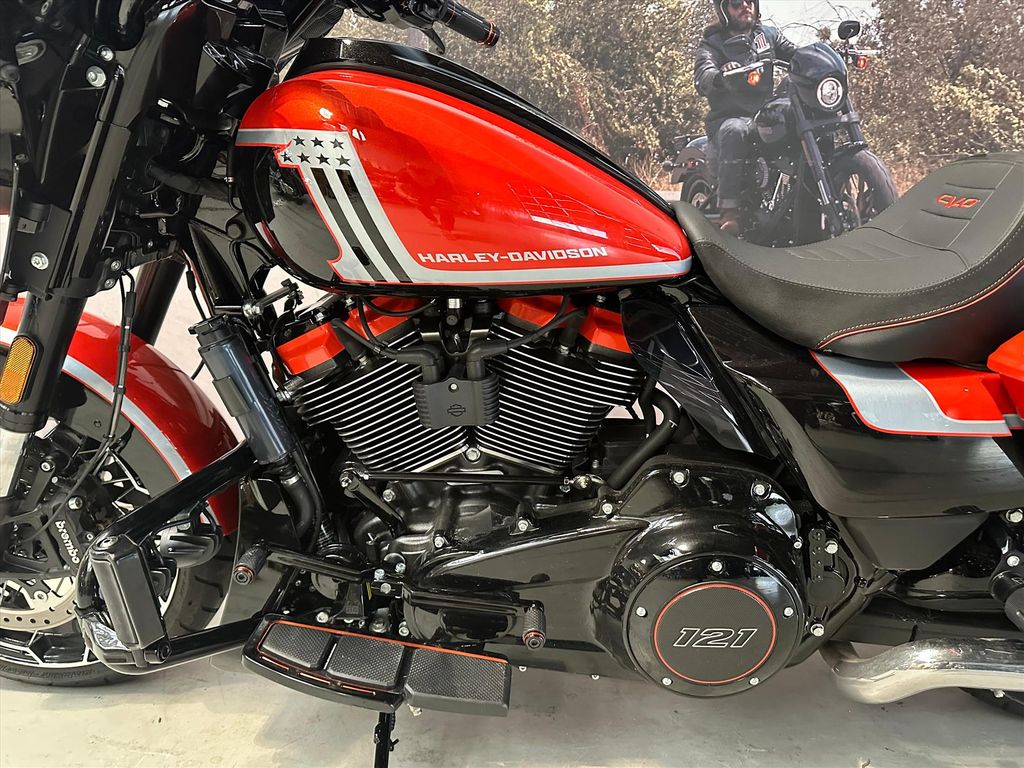 Street Glide CVO 121''  Street Glide CVO 121''