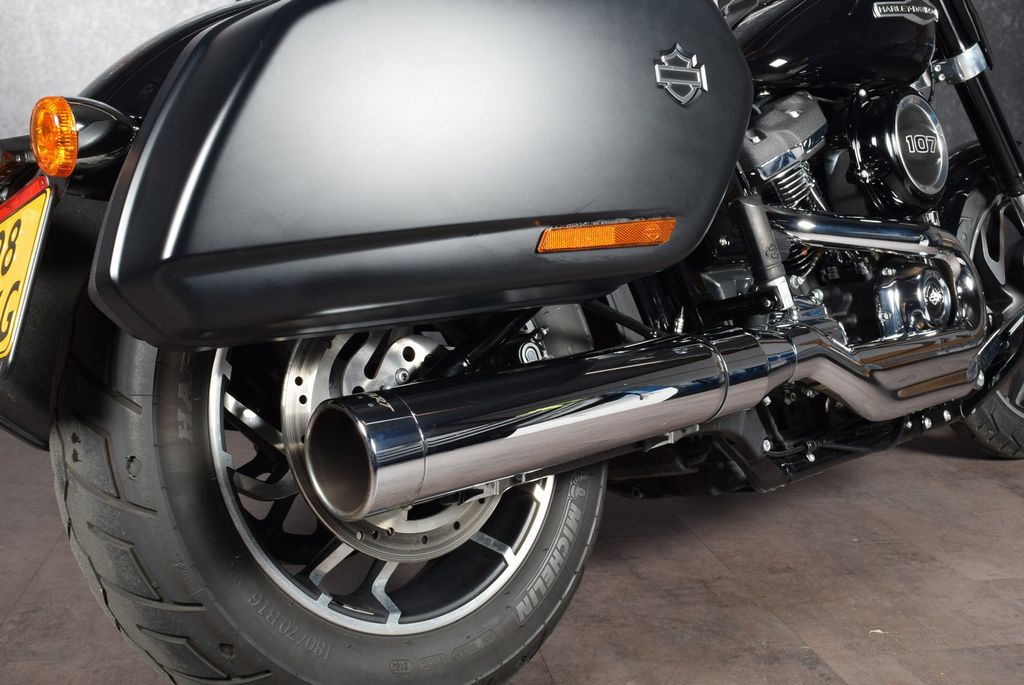 FLSB Softail Sport Glide  FLSB Softail Sport Glide