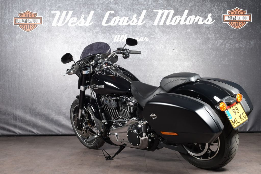 FLSB Softail Sport Glide  FLSB Softail Sport Glide