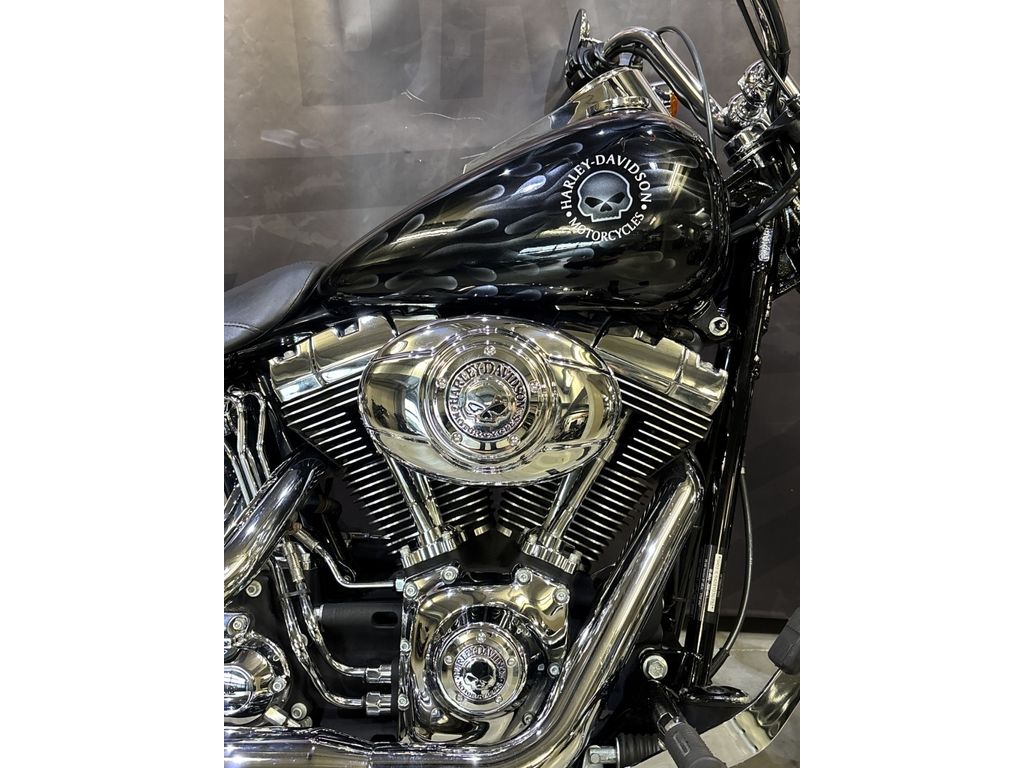 Chopper Softail Custom FXSTC  Chopper Softail Custom FXSTC