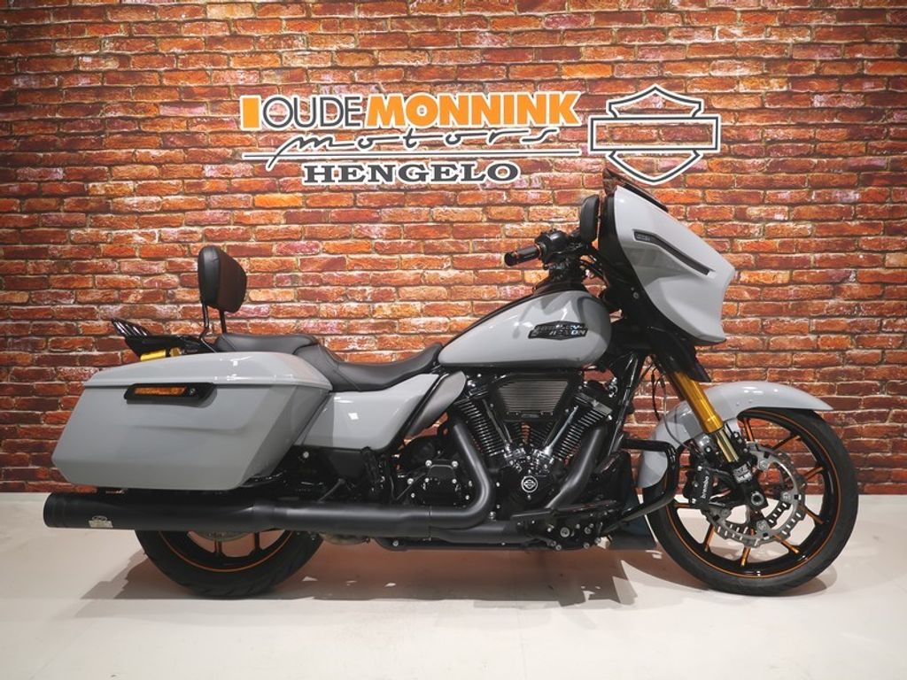  FLHX Street Glide 117