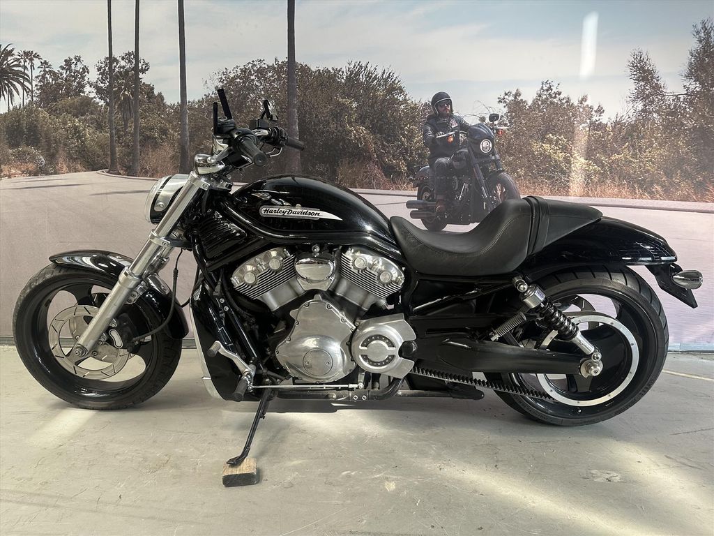 V-Rod 1130 VRSCB  V-Rod 1130 VRSCB
