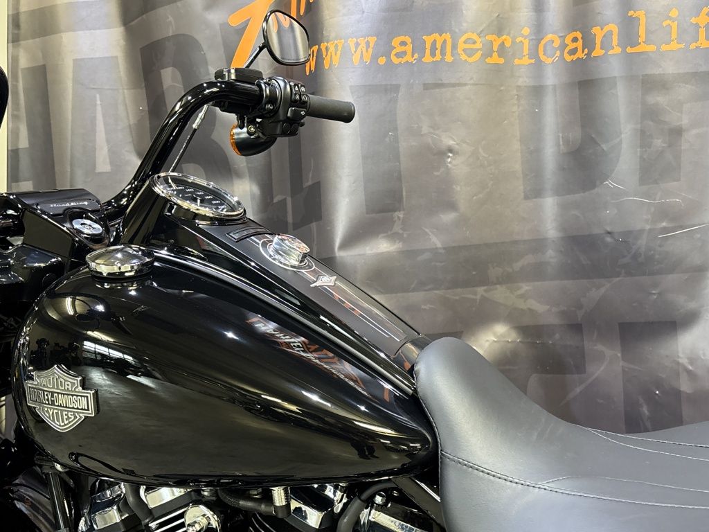 Touring Touring Road King Special FLHRXS  Touring Touring Road King Special FLHRXS