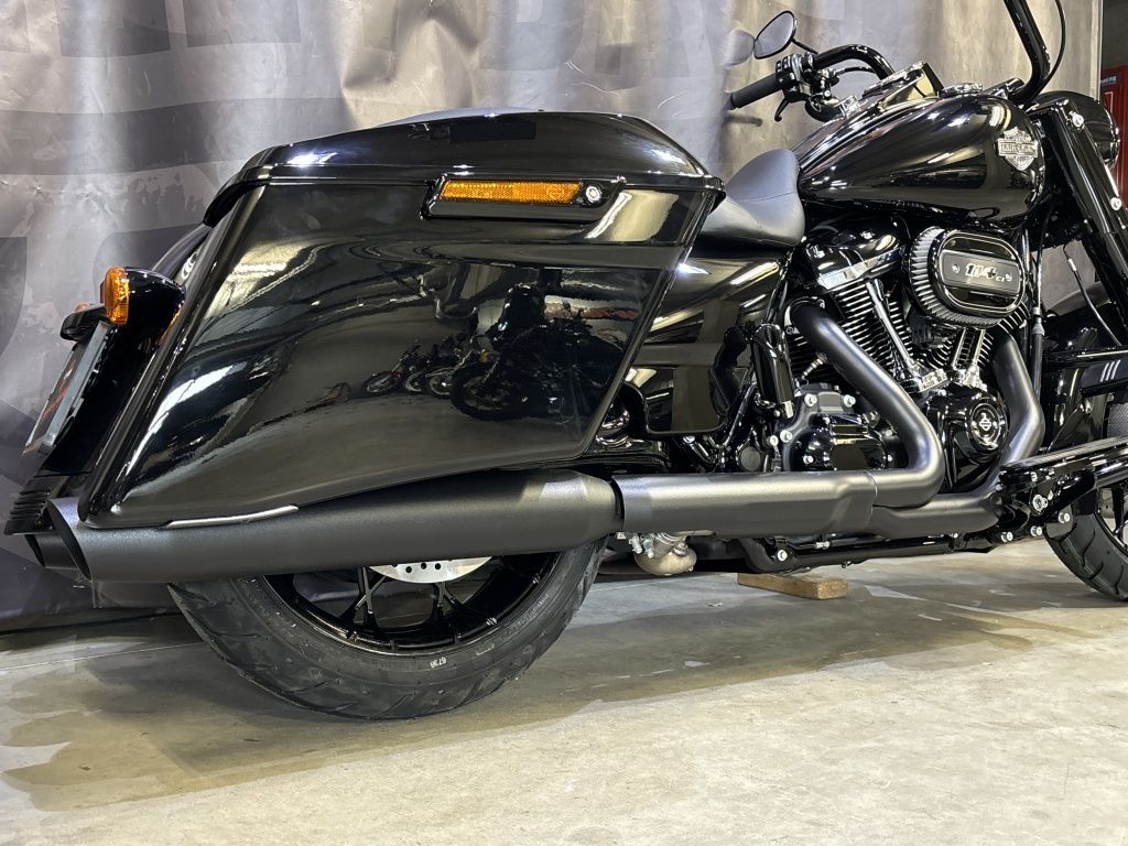 Touring Touring Road King Special FLHRXS  Touring Touring Road King Special FLHRXS