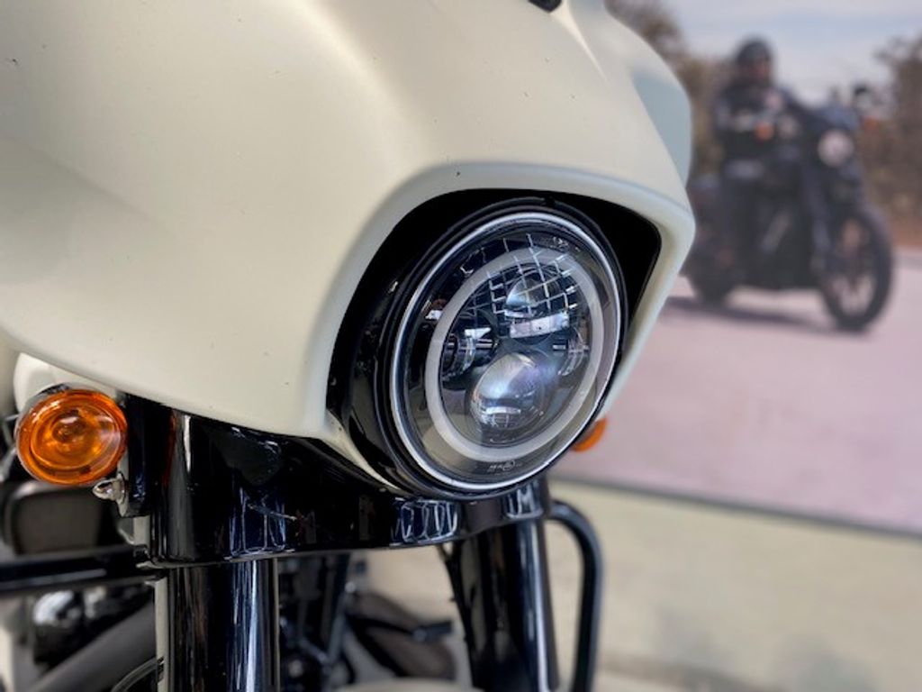 Street Glide Special 1750 66KW  Street Glide Special 1750 66KW