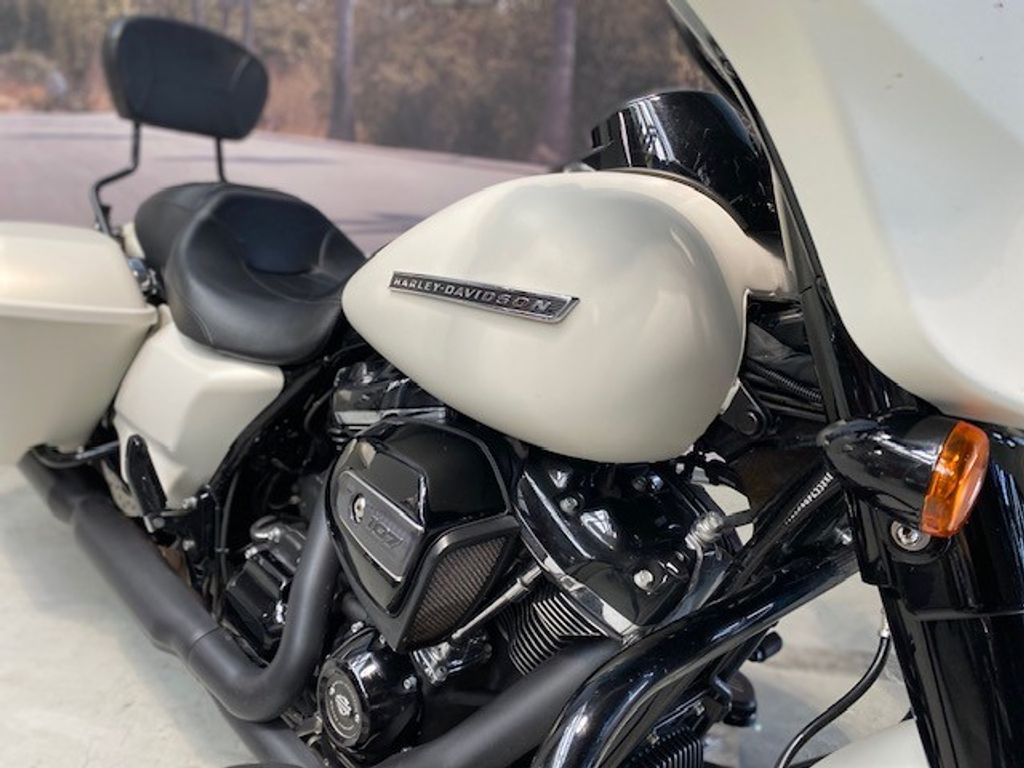 Street Glide Special 1750 66KW  Street Glide Special 1750 66KW