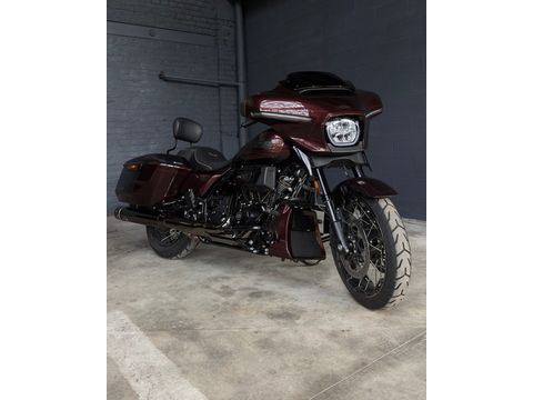  STREET GLIDE CVO 121 TOURING