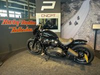 FXBB STREET BOB Foto