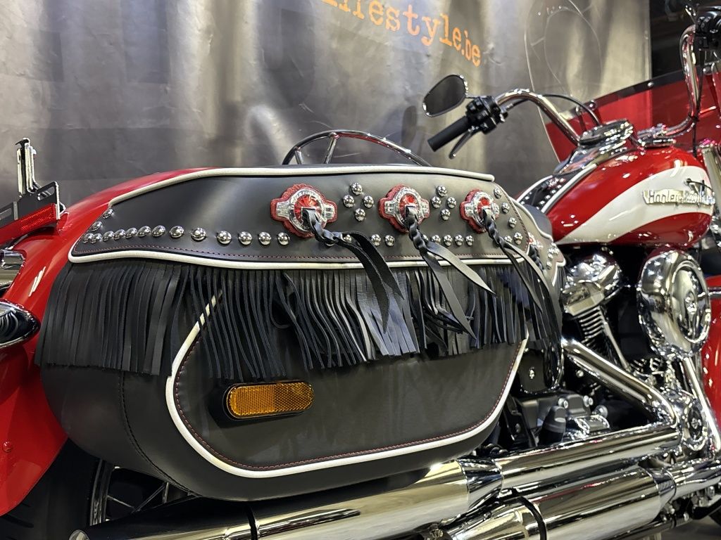 Chopper Softail Hydra - Glide Revival FLI  Chopper Softail Hydra - Glide Revival FLI