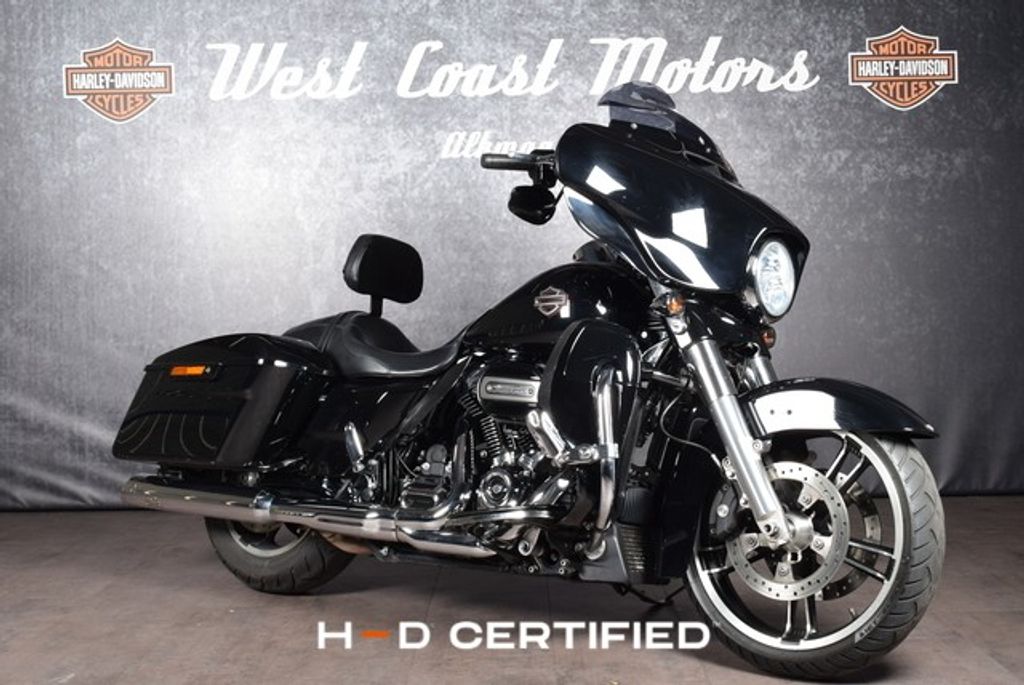FLHXS Street Glide Special  FLHXS Street Glide Special
