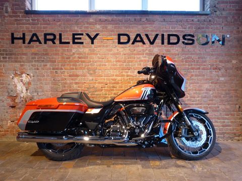  TOURING CVO Street Glide