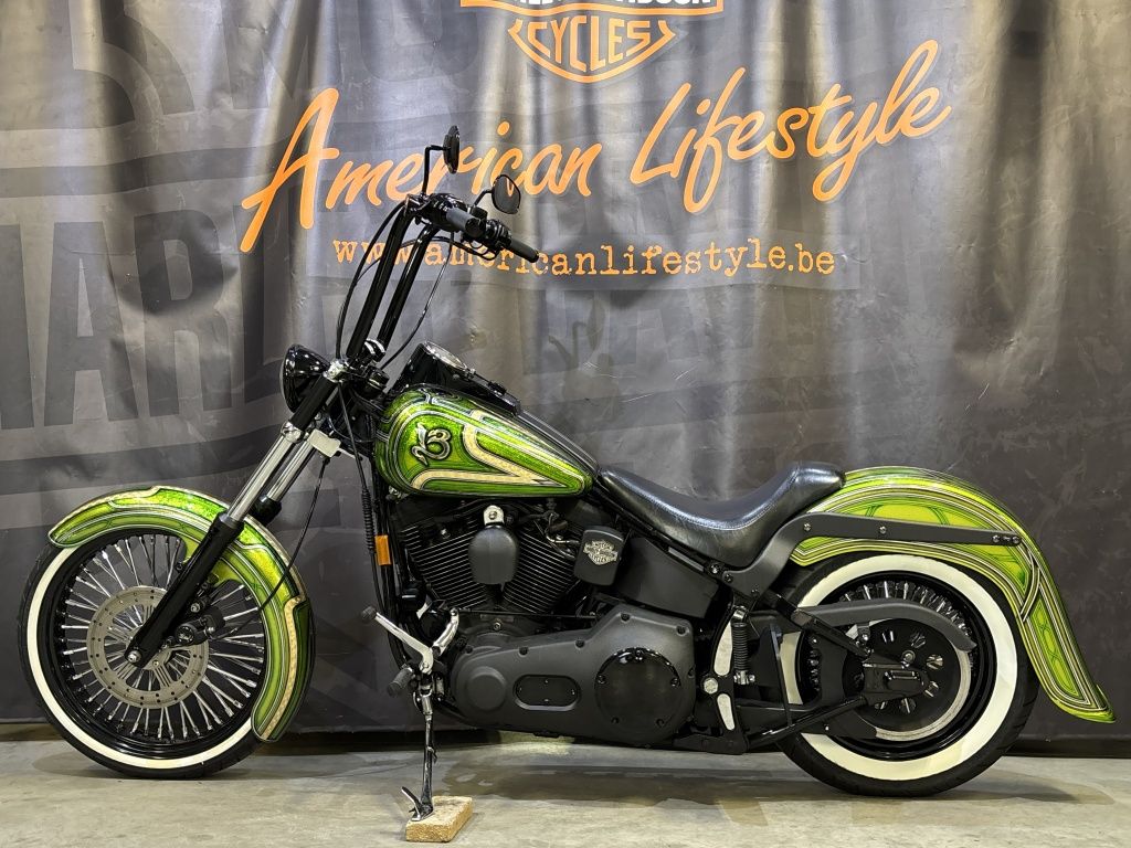 Chopper Softail Night Train FXSTB Custom  Chopper Softail Night Train FXSTB Custom