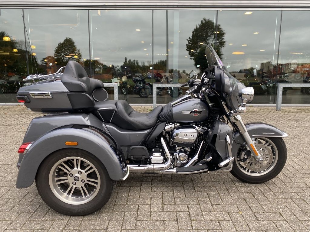 Tri Glide verkoop in opdracht van onze klant  Tri Glide verkoop in opdracht van onze klant