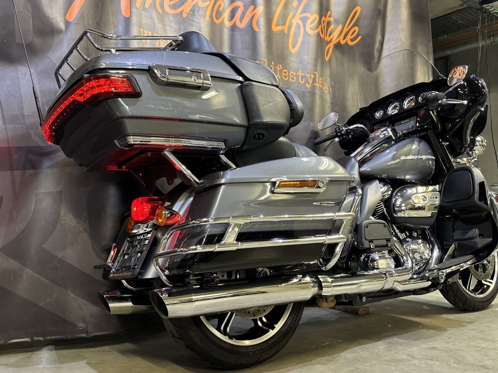 Touring Touring Ultra Limited FLHTK  Touring Touring Ultra Limited FLHTK