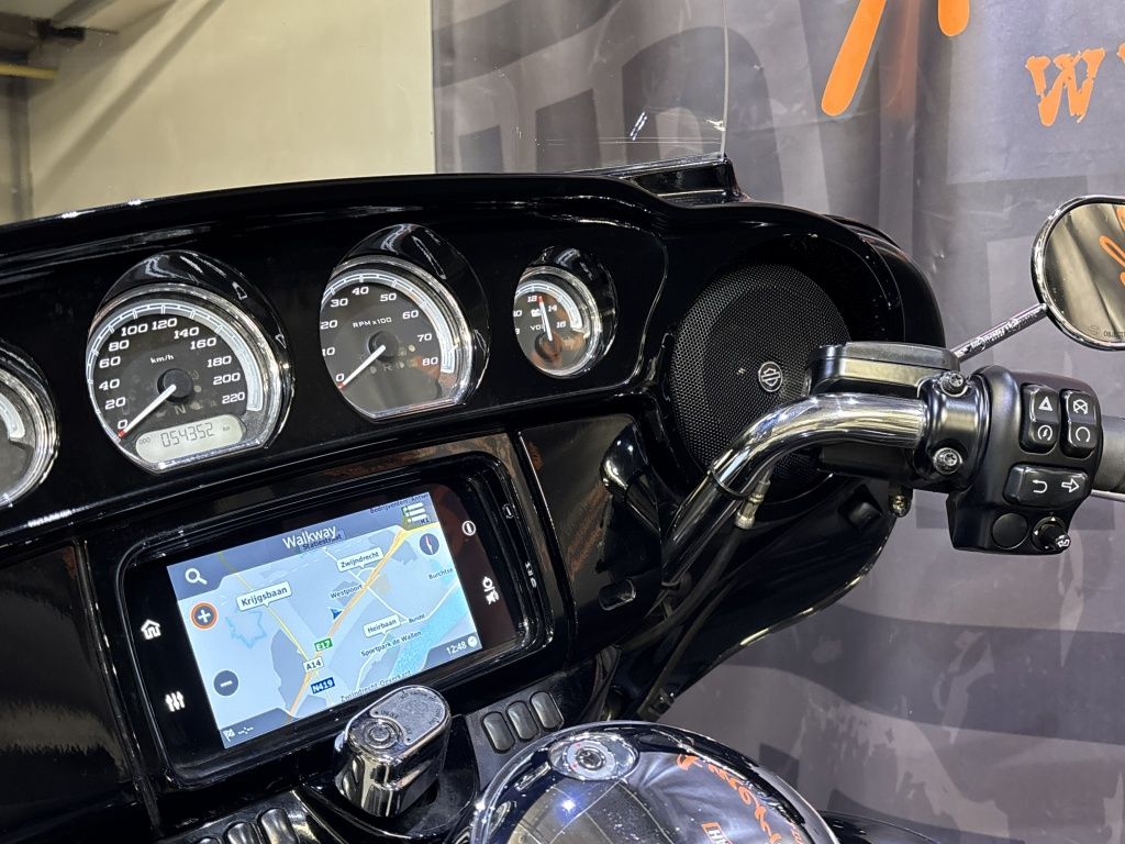 Touring Touring Ultra Limited FLHTK  Touring Touring Ultra Limited FLHTK