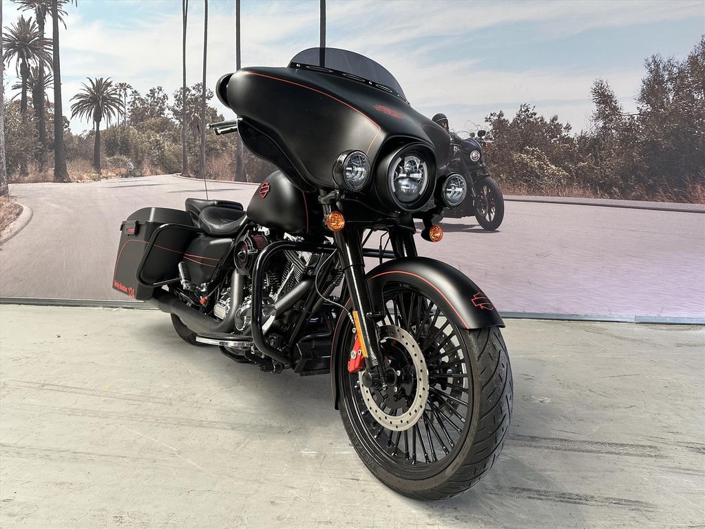 Street Glide 1690 62KW  Street Glide 1690 62KW