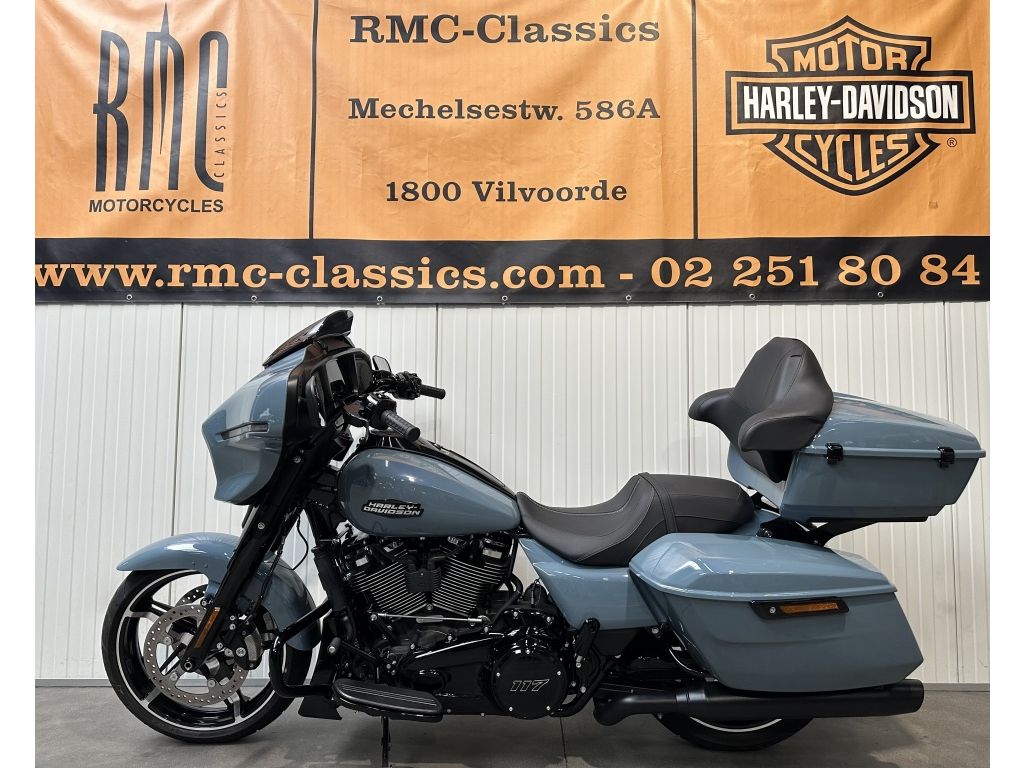 TOURING Street Glide  TOURING Street Glide