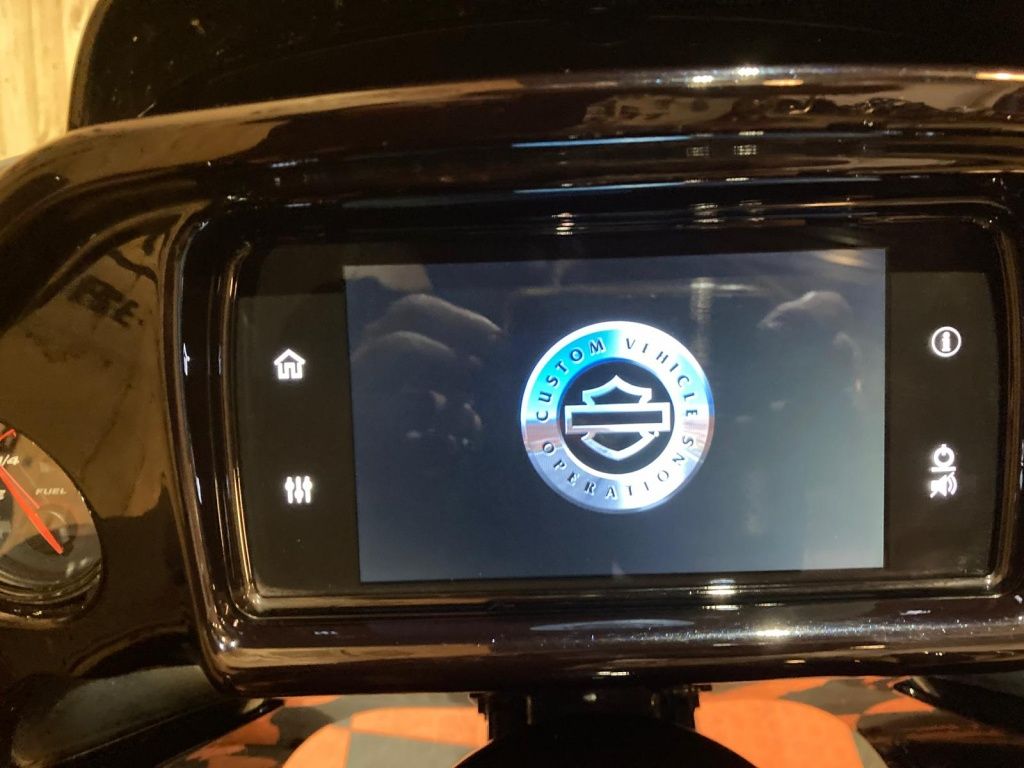 CVO ROAD GLIDE  CVO ROAD GLIDE