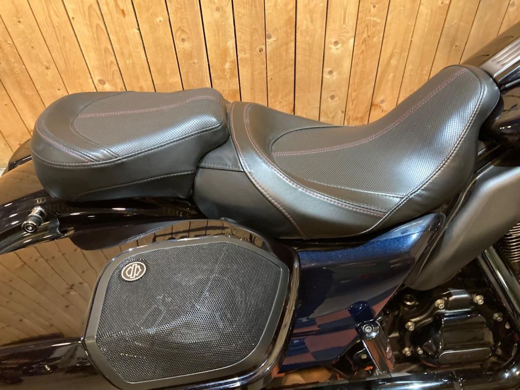 CVO ROAD GLIDE  CVO ROAD GLIDE