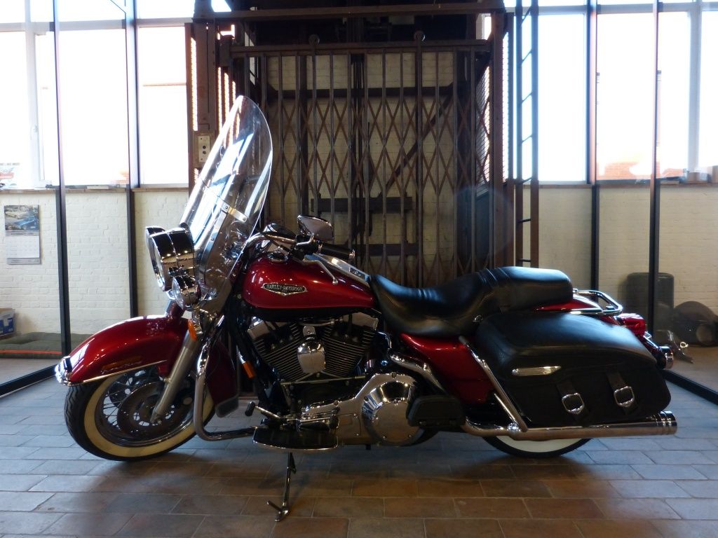 TOURING Road King  TOURING Road King