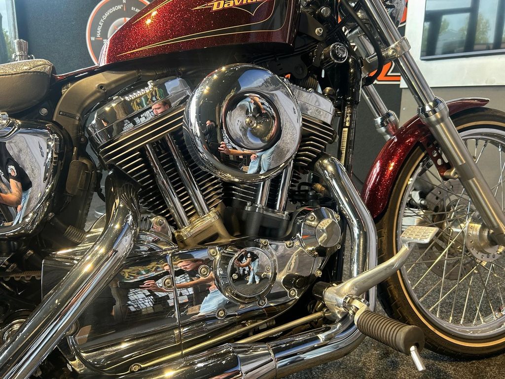 XL1200V SEVENTY-TWO  XL1200V SEVENTY-TWO