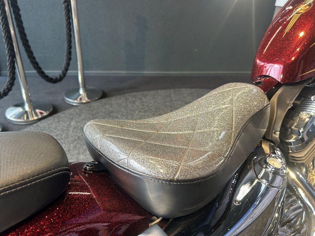 XL1200V SEVENTY-TWO  XL1200V SEVENTY-TWO