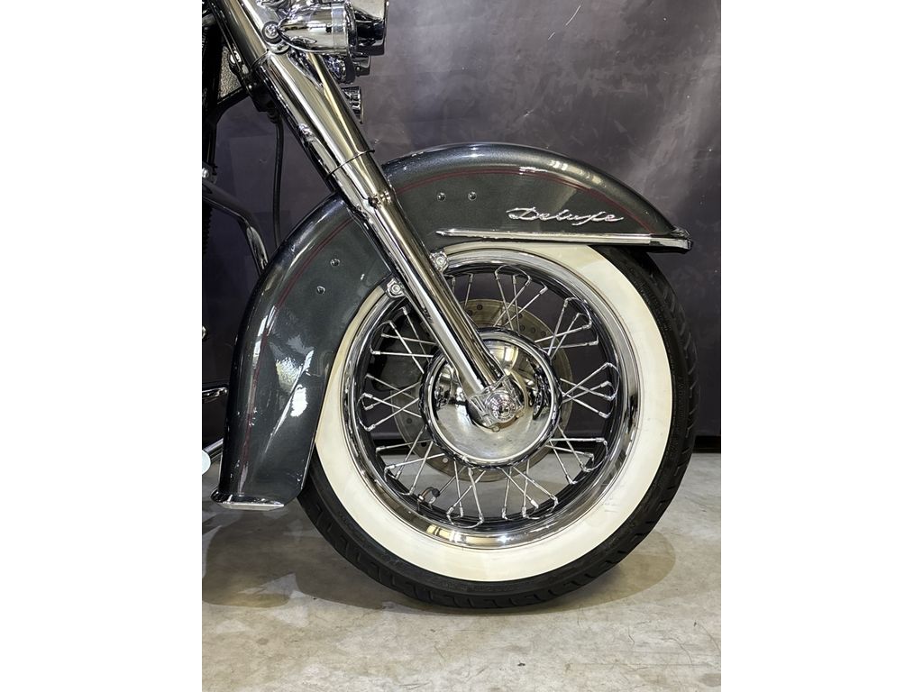 Chopper Softail Deluxe FLSTNI  Chopper Softail Deluxe FLSTNI