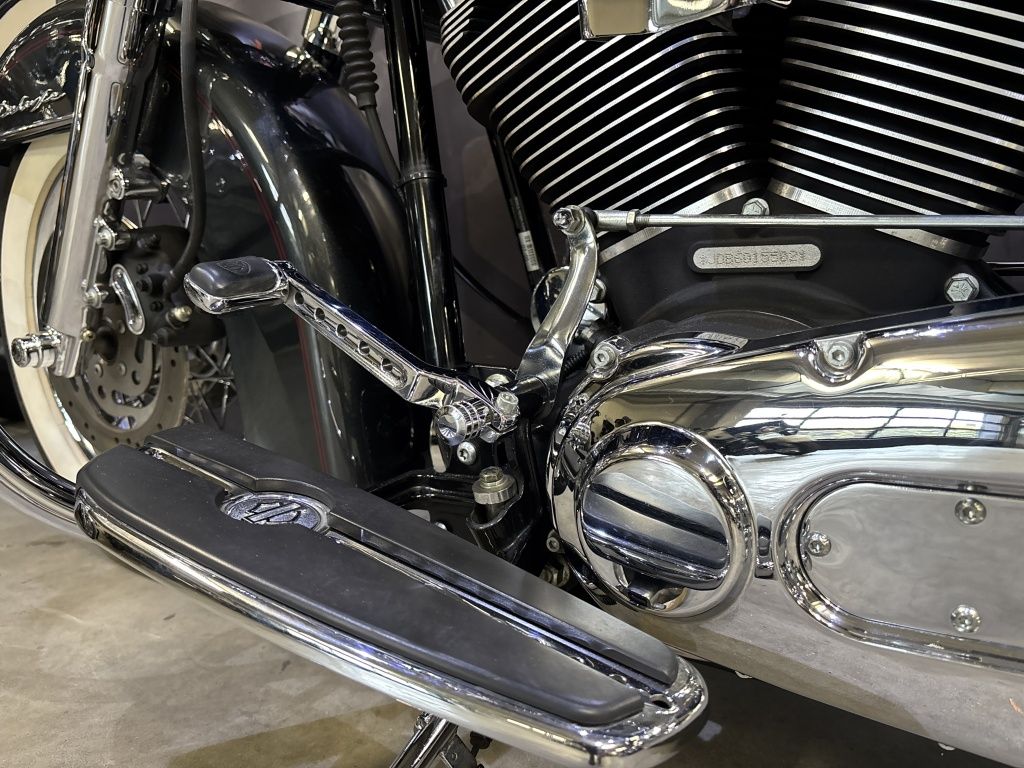 Chopper Softail Deluxe FLSTNI  Chopper Softail Deluxe FLSTNI