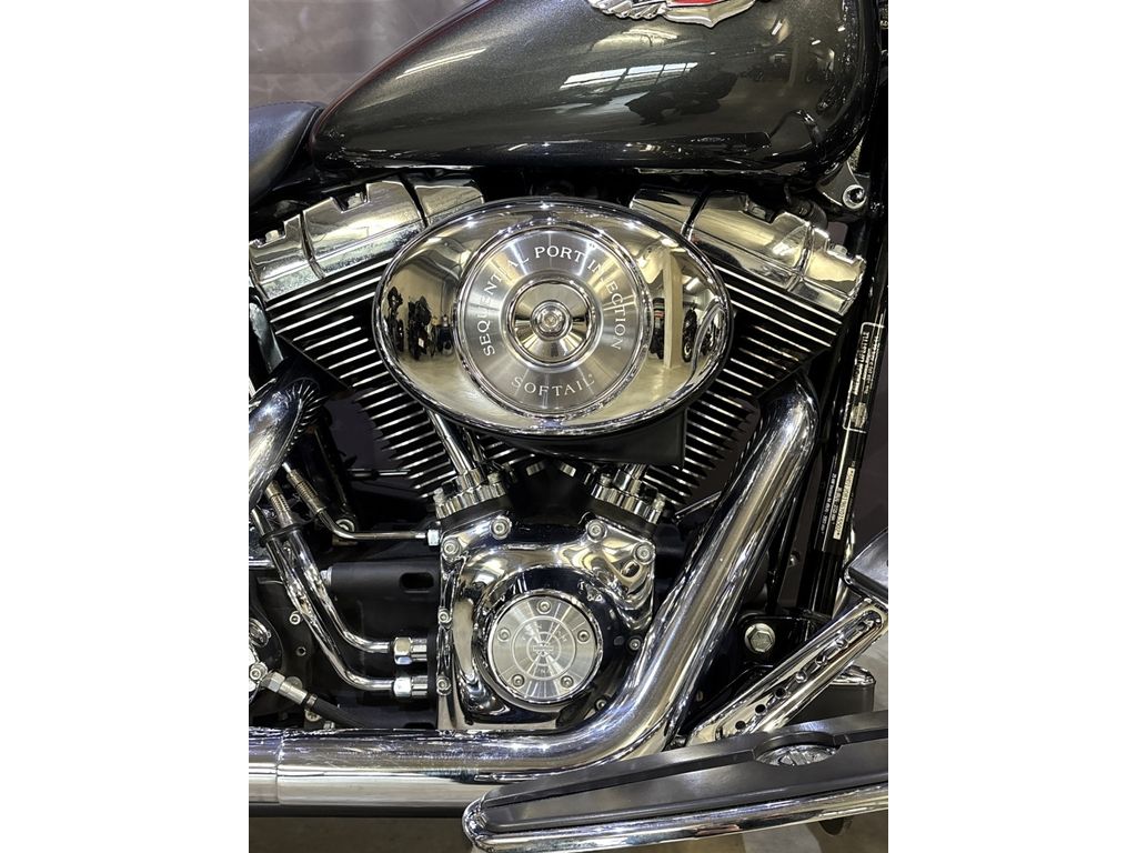 Chopper Softail Deluxe FLSTNI  Chopper Softail Deluxe FLSTNI