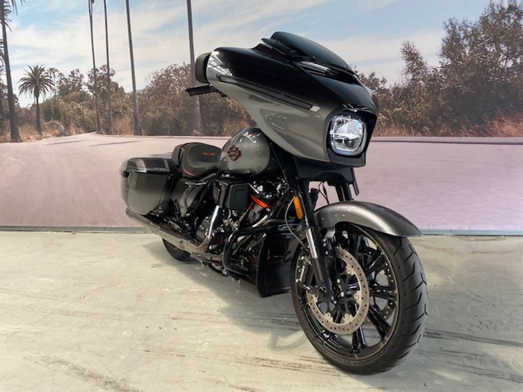 Street Glide 1977 CVO 86KW  Street Glide 1977 CVO 86KW