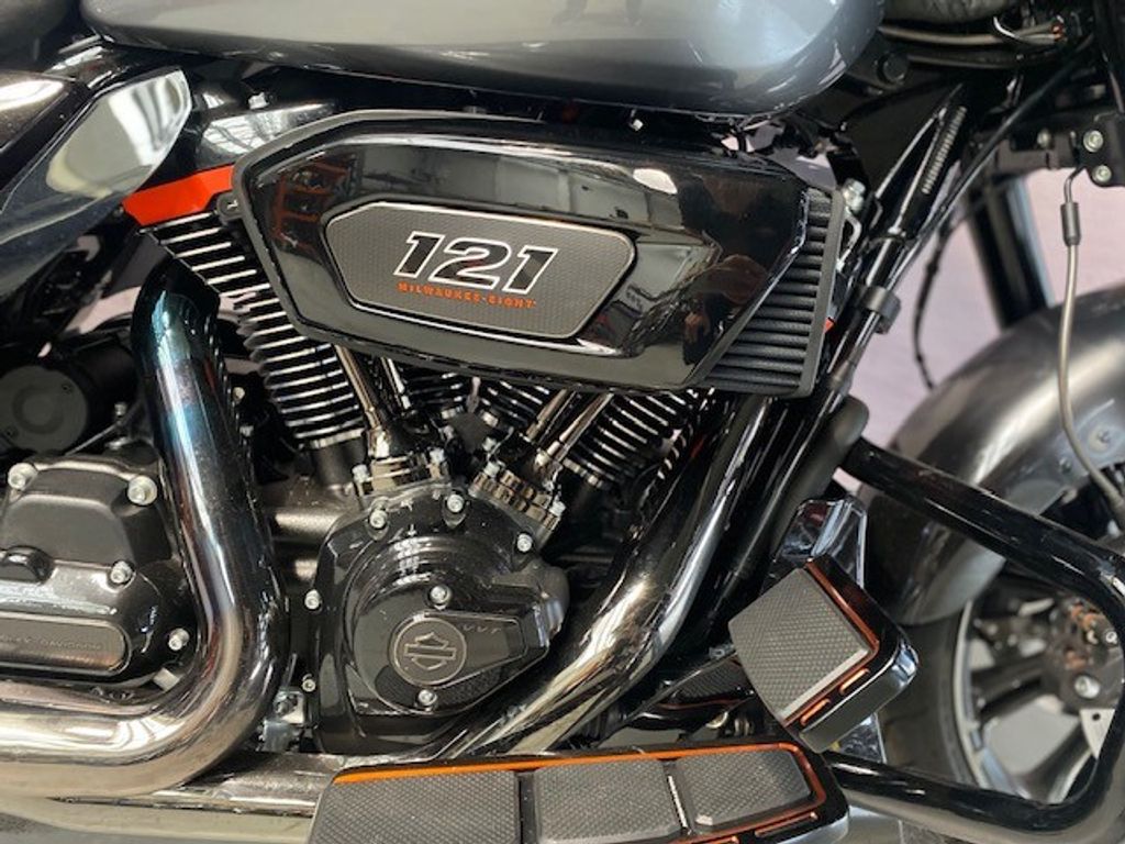 Street Glide 1977 CVO 86KW  Street Glide 1977 CVO 86KW