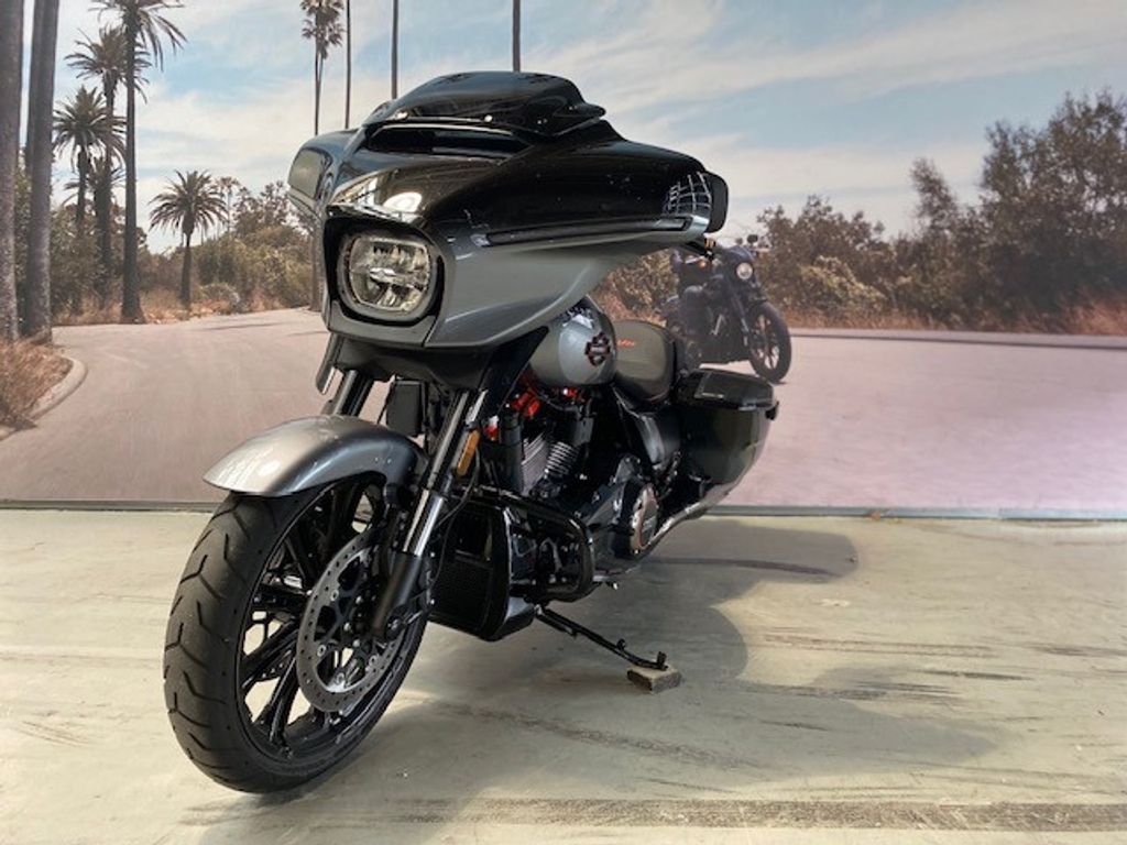 Street Glide 1977 CVO 86KW  Street Glide 1977 CVO 86KW