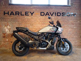  Adventure Touring Pan America ST