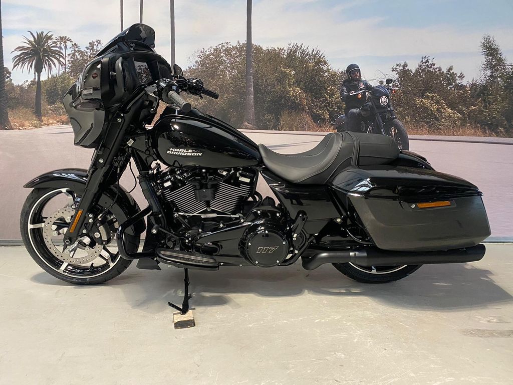 Street Glide  Special Blacked Out 117''  Street Glide  Special Blacked Out 117''