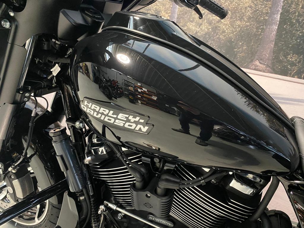 Street Glide  Special Blacked Out 117''  Street Glide  Special Blacked Out 117''