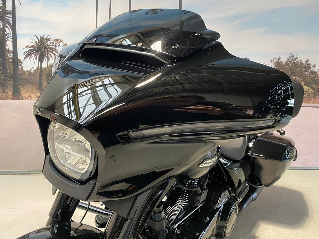 Street Glide  Special Blacked Out 117''  Street Glide  Special Blacked Out 117''