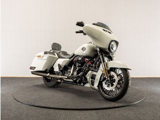  FLHXSE CVO Street Glide Solid Colour