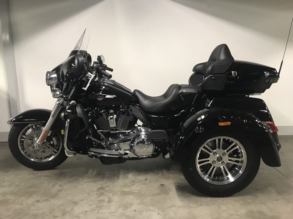 Trike  TOURING FLHTCUTG TRI GLIDE  Trike  TOURING FLHTCUTG TRI GLIDE