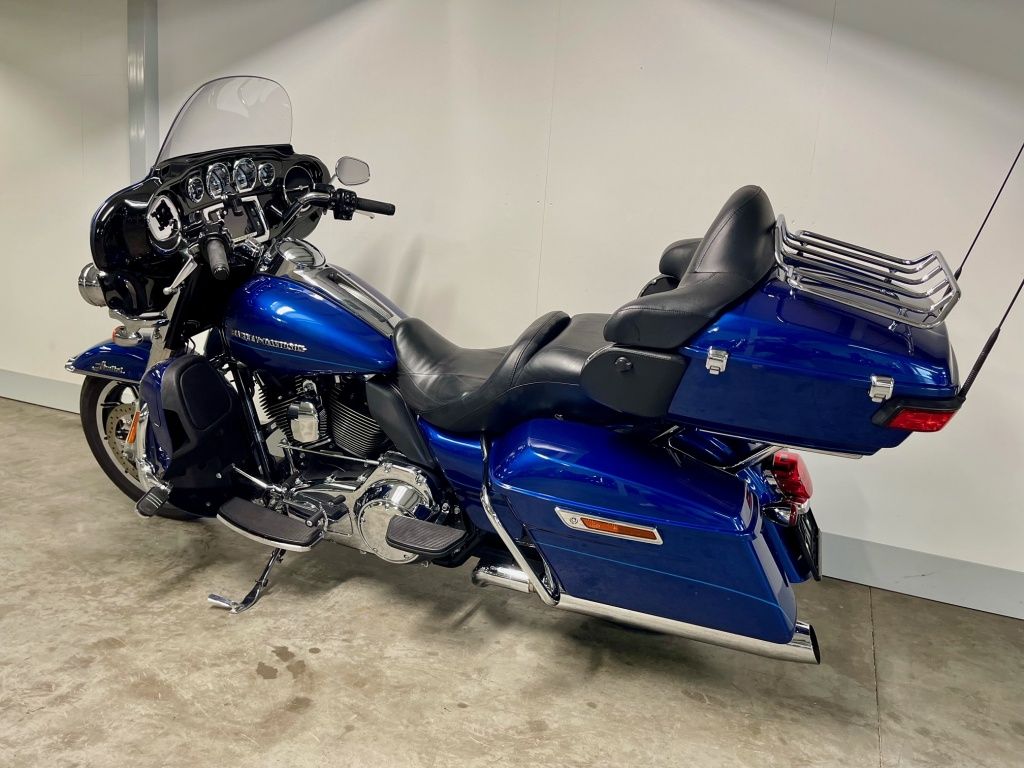 Tour TOURING FLHTK ULTRA LIMITED  Tour TOURING FLHTK ULTRA LIMITED