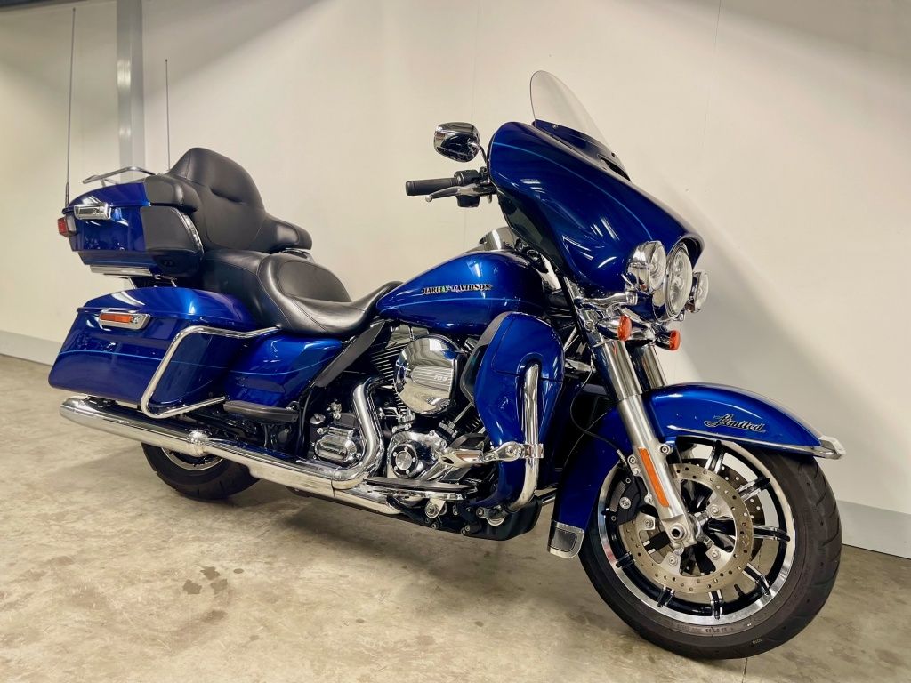 Tour TOURING FLHTK ULTRA LIMITED  Tour TOURING FLHTK ULTRA LIMITED